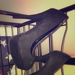 Platform heel